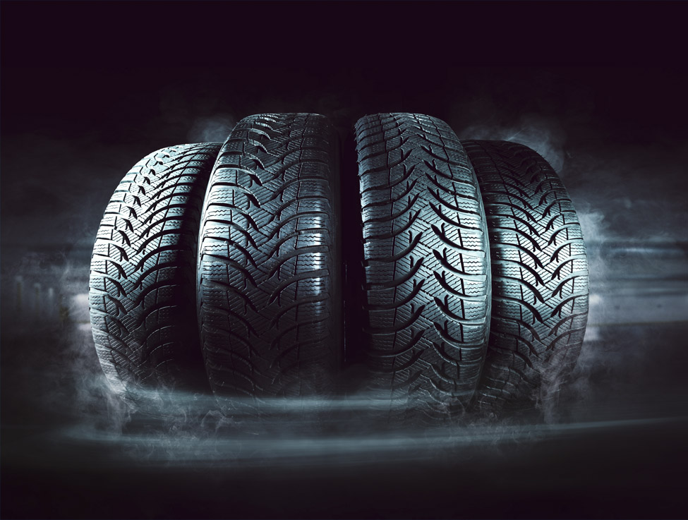 Los neumáticos juegan un papel fundamental en la experiencia de conducción. Asimismo, los neumáticos contribuyen a la seguridad en la conducción, prestando un excelente agarre sobre terrenos secos y sobre mojados